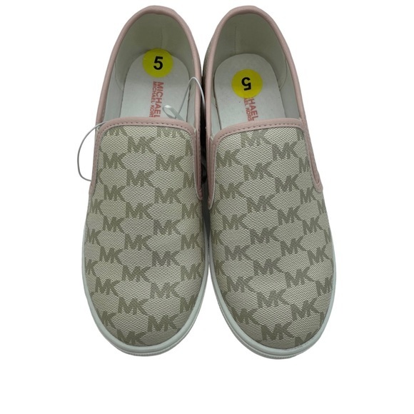 Michael Kors Shoes - Michael Kors Fashion Flat Casual Round Toe Slip-On‎ Sneakers Shoes Women's